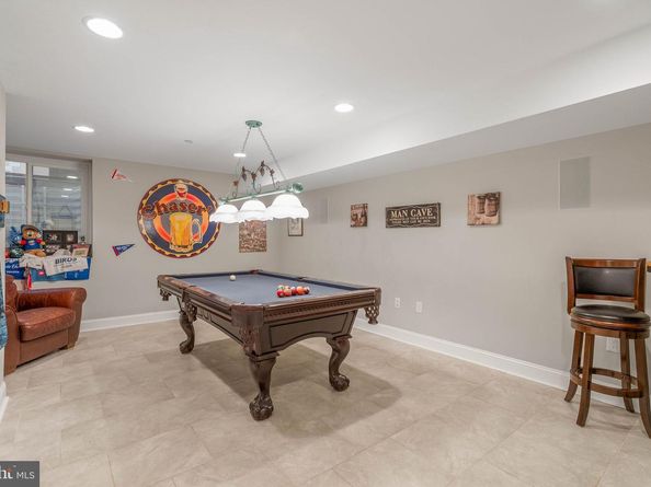 1423 S Howard Street, Philadelphia PA 19147