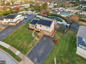 1211 Woodside Road, Conshohocken PA 19428