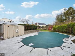 1211 Woodside Road, Conshohocken PA 19428