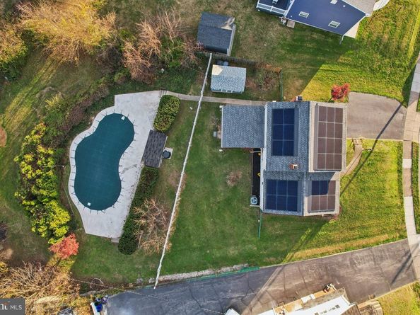 1211 Woodside Road, Conshohocken PA 19428