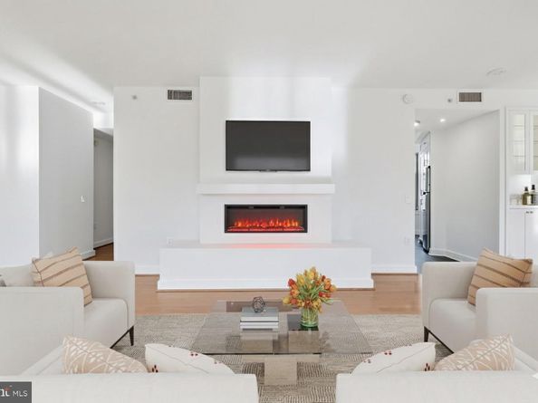 400 Massachusetts Avenue NW 719, Washington DC 20001