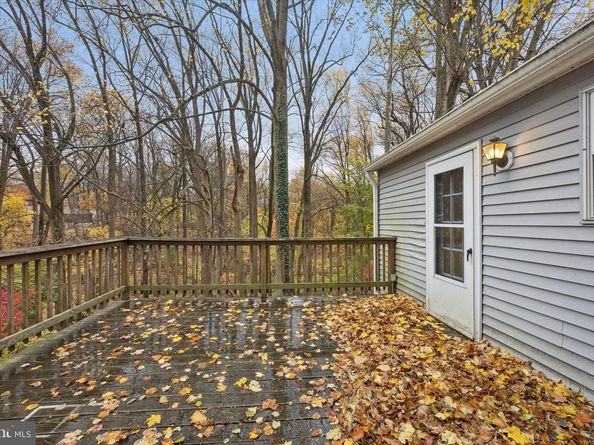 623 Old School House Drive, Springfield PA 19064