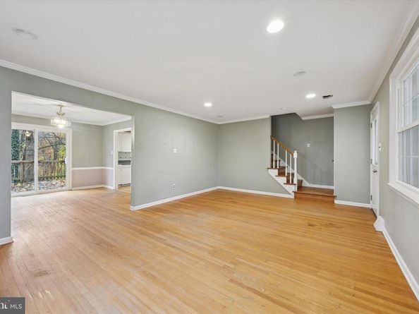 623 Old School House Drive, Springfield PA 19064