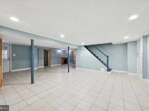 623 Old School House Drive, Springfield PA 19064