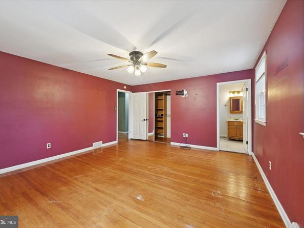 623 Old School House Drive, Springfield PA 19064