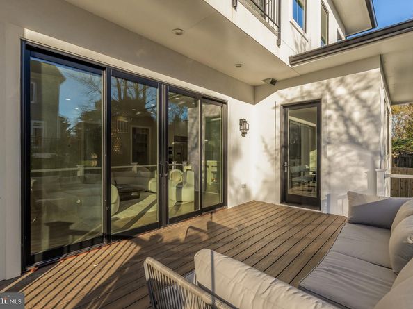 6935 Southridge Drive, Mclean VA 22101