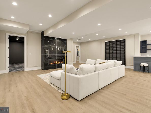 6935 Southridge Drive, Mclean VA 22101