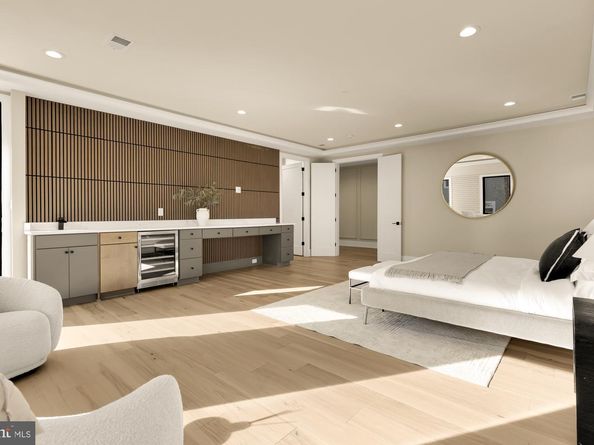 6935 Southridge Drive, Mclean VA 22101