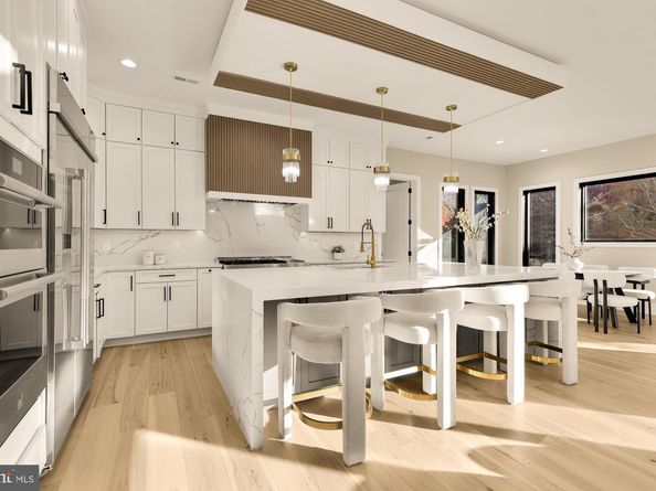 6935 Southridge Drive, Mclean VA 22101