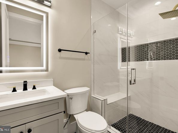 6935 Southridge Drive, Mclean VA 22101