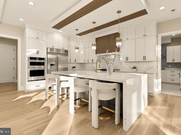 6935 Southridge Drive, Mclean VA 22101