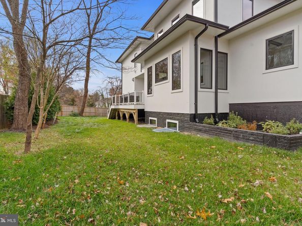 6935 Southridge Drive, Mclean VA 22101