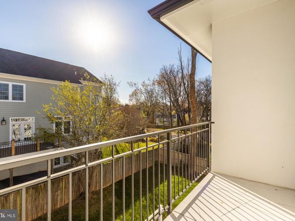 6935 Southridge Drive, Mclean VA 22101