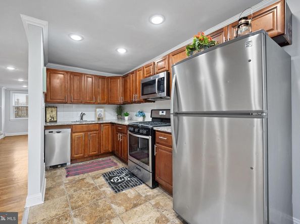 7649 Malvern Avenue, Philadelphia PA 19151