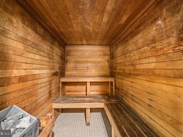 3701 S George Mason Dr 304N, Falls Church VA 22041