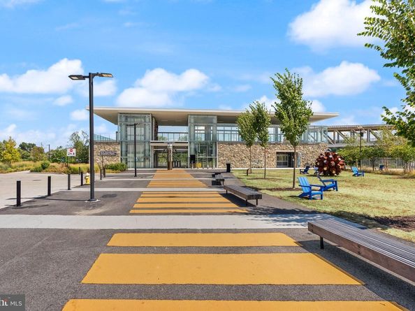 181 E Reed Avenue 206, Alexandria VA 22305