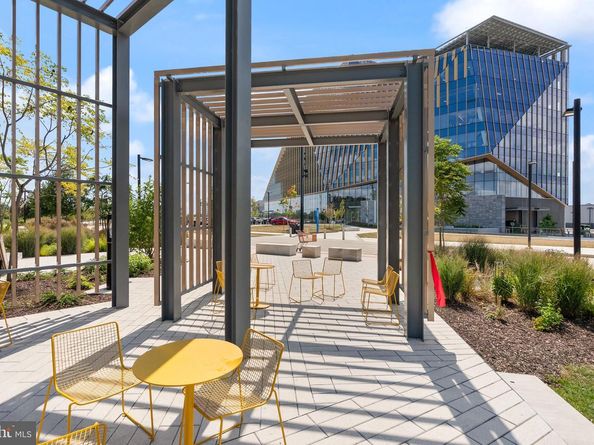 181 E Reed Avenue 206, Alexandria VA 22305