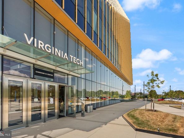 181 E Reed Avenue 206, Alexandria VA 22305