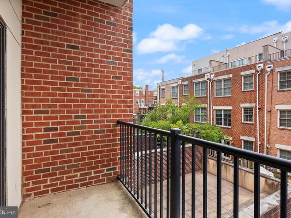 181 E Reed Avenue 206, Alexandria VA 22305