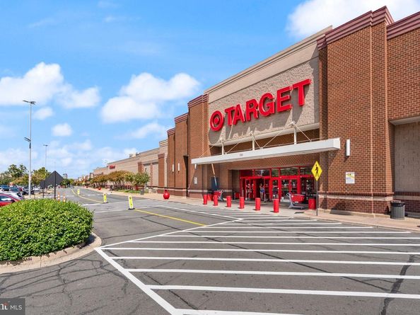 181 E Reed Avenue 206, Alexandria VA 22305