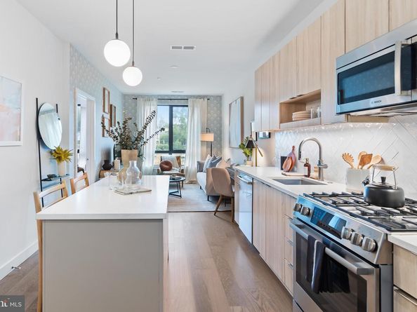 7175 12TH Street NW 408, Washington DC 20011