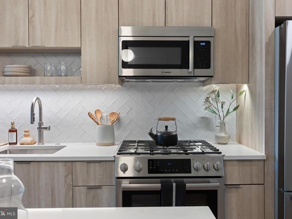 7175 12TH Street NW 408, Washington DC 20011