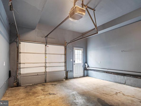 2668 Tilton, Philadelphia PA 19125