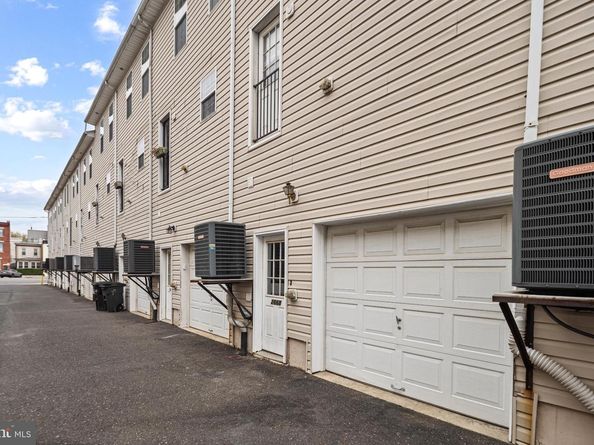 2668 Tilton, Philadelphia PA 19125