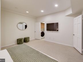 2001 19TH Street NW 3, Washington DC 20009