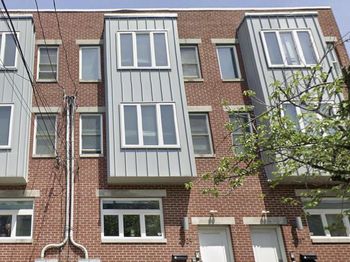 2339 W Thompson Street