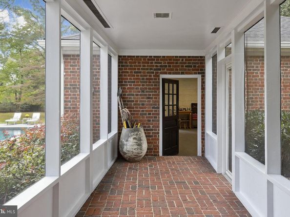 1306 Bishop Lane, Alexandria VA 22302