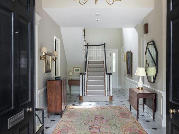 1306 Bishop Lane, Alexandria VA 22302