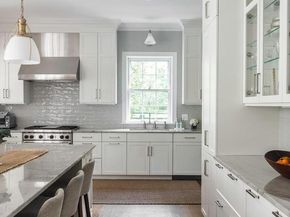 1306 Bishop Lane, Alexandria VA 22302