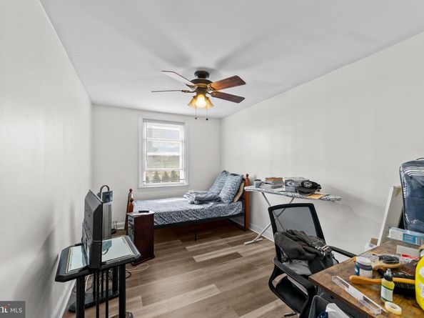 1314 Farrington Road, Philadelphia PA 19151