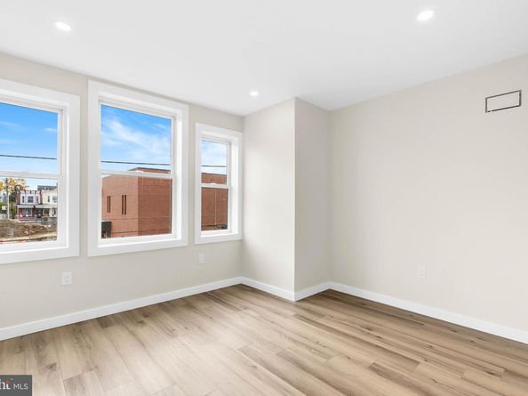 5511 Pine Street, Philadelphia PA 19143