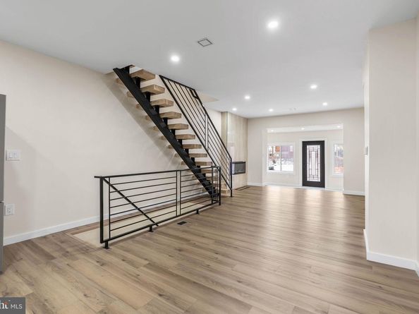 5511 Pine Street, Philadelphia PA 19143