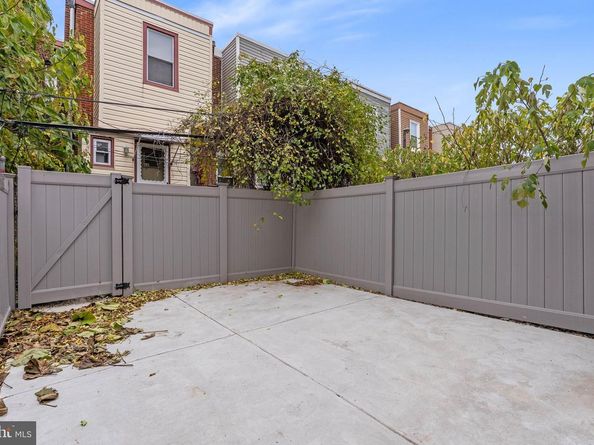 5511 Pine Street, Philadelphia PA 19143