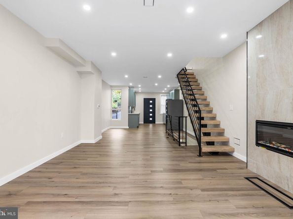 5511 Pine Street, Philadelphia PA 19143