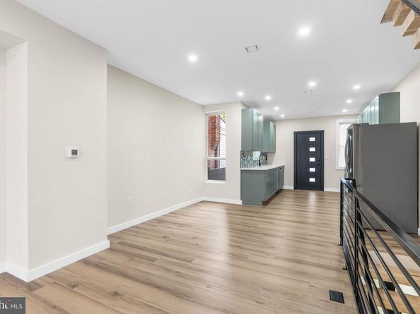 5511 Pine Street, Philadelphia PA 19143