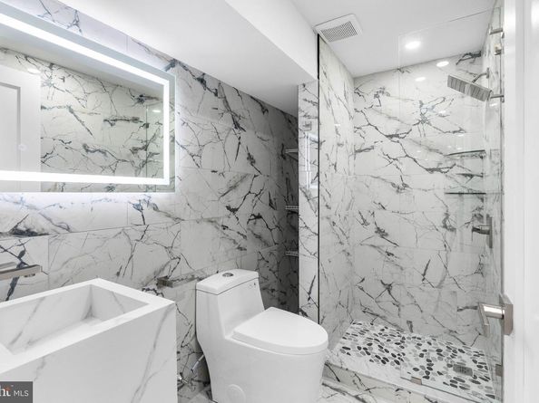 5511 Pine Street, Philadelphia PA 19143