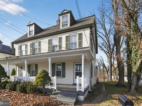 566 S Bethlehem Pike, Fort Washington PA 19034