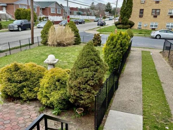 1800 Evarts Street, Philadelphia PA 19152