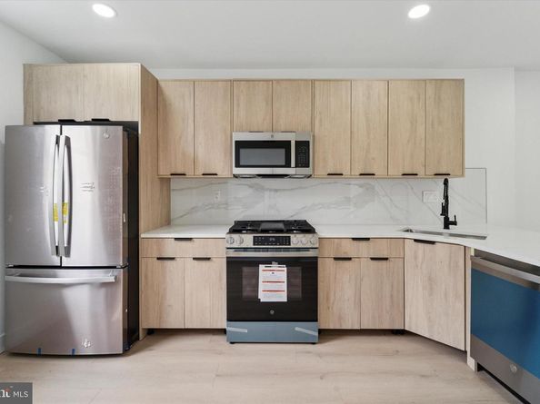 5708 Malvern Avenue, Philadelphia PA 19131