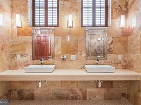 802 Locust Street 201, Philadelphia PA 19107