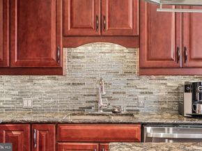 802 Locust Street 201, Philadelphia PA 19107