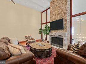 802 Locust Street 201, Philadelphia PA 19107