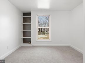 8300 Tobin Road 23, Annandale VA 22003