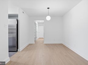 8300 Tobin Road 23, Annandale VA 22003