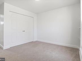 8300 Tobin Road 23, Annandale VA 22003