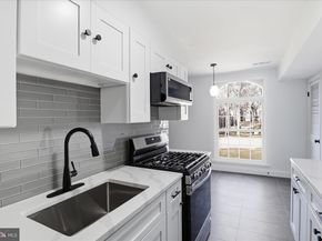 8300 Tobin Road 23, Annandale VA 22003